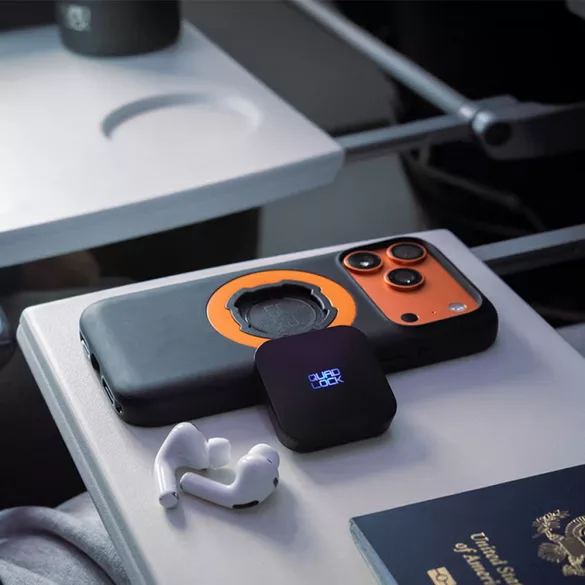 QUAD LOCK AUX Bluetooth Audio adapter