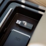 QUAD LOCK® Autó - Vezeték nélküli CarPlay/Android Auto adapter ÚJ