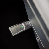 QUAD LOCK® Autó - Vezeték nélküli CarPlay/Android Auto adapter ÚJ