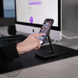 QUAD LOCK® MAG Dual asztali vezeték nélküli töltő/tartó EU 18W töltő adapterrel (választható EU 30W)