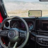 QUAD LOCK® Autós 1" golyó adapteres telefontartó + Top Cap