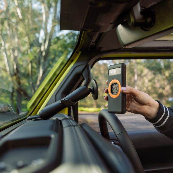 QUAD LOCK® Autós 1" golyó adapteres telefontartó + Top Cap