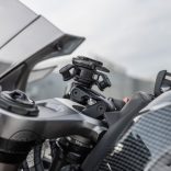 QUAD LOCK® Motor telefontartó kormányszárba PRO + rezgéscsillapító adapter