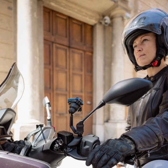 QUAD LOCK® Robogó/motor telefontartó tükörszárra 2 + rezgéscsillapító adapter