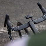 QUAD LOCK® Kerékpározás - telefontartó kormányrúdra PRO2