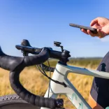 QUAD LOCK® Kerékpározás - telefontartó stucni csapágyleszorító sapka alá - állítható