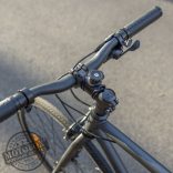 QUAD LOCK® Kerékpározás - kormány / kormánybefogó stucni / kormányszárrögzítés színes "gallér" fehér